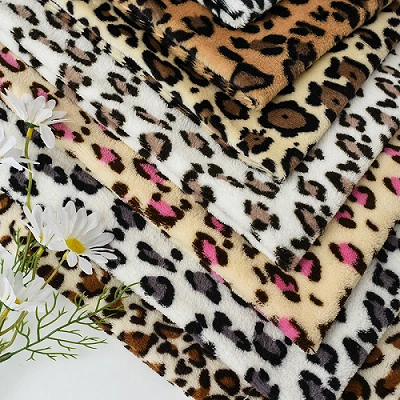 Leopardprindi flanellkangas