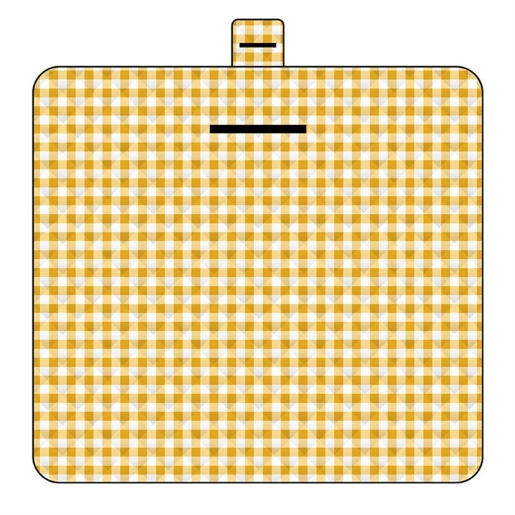 Kollane ruuduline piknikumatt