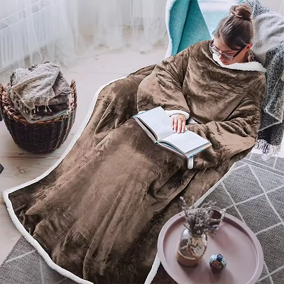 Snuggie kapuutsi tekk